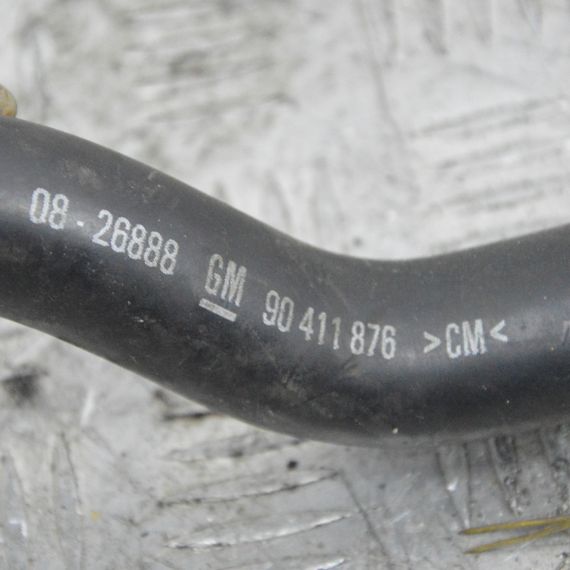 Патрубок системи охолодження 2.5 V6 Opel Omega B 1995-2000 Трубка шланг інтеркулера Опель Омега Б 90411876 | Зображення 1