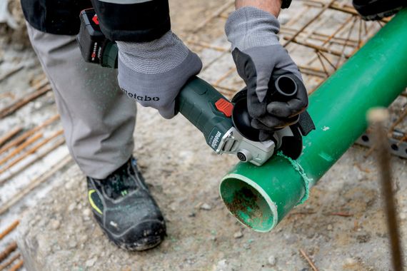 Шліфмашина кутова акумуляторна Metabo W 18 L 9-125, 125мм, Li-Power, 2*18В, 4Ач, 8500об/хв, М14, 2.3кг (602247510) | Зображення 3
