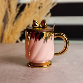 Новогодняя фарфоровая чашка "Золотой Вихрь" 450 мл с крышкой и ложкой Yiwu FM-23B