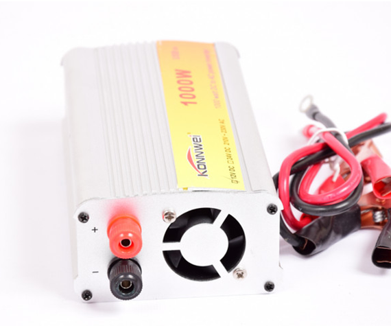 Автомобильный инвертор XPRO STRUM12 AR преобразователь 12V-220V со встроенной защитой от пониженного и повышенного напряжения питания  1000W  (648_528) | Зображення 1