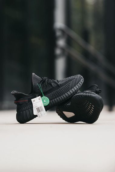 Кросівки Yeezy Boost 350 v2 Black (Шнурки рефлектив) , В'єтнам 0001 | Зображення 3