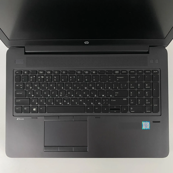 Мобільна робоча станція HP ZBook 15 G4 / 15.6" (1920x1080) IPS / Intel Core i7-7820HQ (4 (8) ядра по 2.9 - 3.9 GHz) / 16 GB DDR4 / 256 GB SSD / nVidia Quadro M2200, 4 GB GDDR5, 128-bit / WebCam / Fingerprint б/в + Подарунок Бездротова миша / USB | Зображення 2