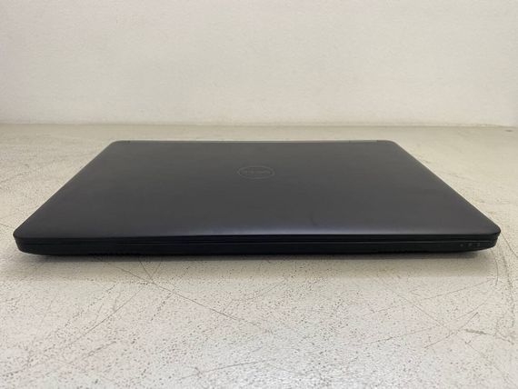 Ультрабук Dell Latitude E5470 / 14" (1366x768) TN / Intel Core i5-6300U (2 (4) ядра по 2.4 - 3.0 GHz) / 8 GB DDR4 / 128 GB SSD / Intel HD Graphics 520 / WebCam б/в | Зображення 5