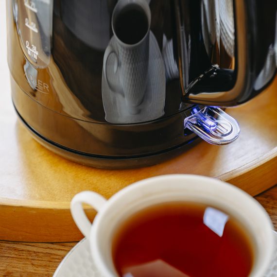 Електрочайник Adler AD 1380 чорний 1 л, 2200 Вт | Зображення 6