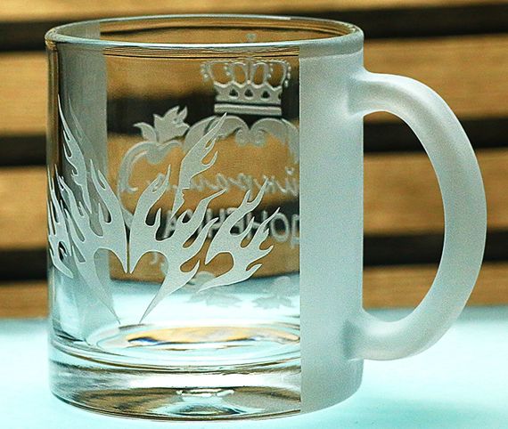 Чашка скляна Донечка з гравіюванням  кружка для доньки подарунок на День народження до свята Іменна чашка | Зображення 5