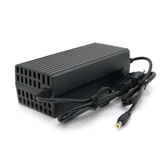 Зарядний пристрій Jinyi для акумуляторів LiFePo4 60V(73V),20S,3A,штекер 5.5*2.5,з індикацією,BOX