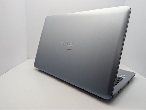 Ноутбук Asus X541U / 15.6" (1366x768) TN / Intel Core i3-6006U (2 (4) ядра по 2.0 GHz) / 10 GB DDR4 / 500 GB HDD / Intel HD Graphics 520 / WebCam / DVD-ROM б/у | Зображення 7