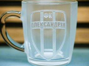 Скляна чашка 350 мл ФК Олександрія з гравіюванням подарунок для фаната  футбольна кружка