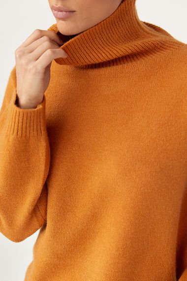 Теплий вільний гольф з розрізами внизу - теракотовий цвет, ONE SIZE (є розміри) | Зображення 3