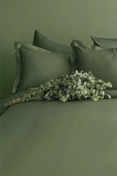 Комплект постельного белья Issimo Simply Satin 200х220 см Forest Green | Зображення 1