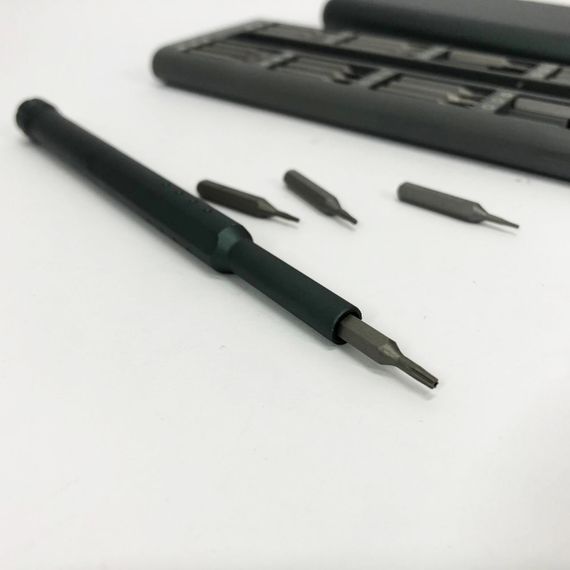 Набор прецизионных отверток с ручкой 48 в 1 в металлическом футляре | Зображення 6