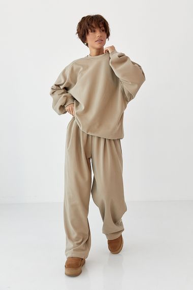 Теплий однотонний костюм зі світшотом та штанами зі складками - світло-коричневий цвет, L (є розміри)