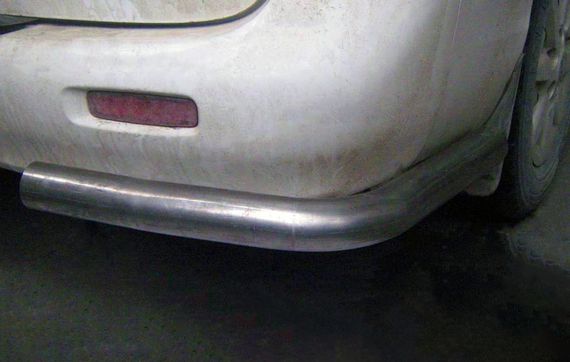 Задние углы AK003 (2 шт, нерж.) для Hyundai H200, H1, Starex 1998-2007 гг