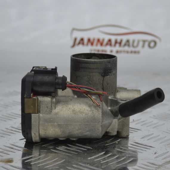 Дросельна заслінка 1.0 / 1.4 бензин VW Volkswagen Caddy II Polo Фолькваген Кадді Поло BOSCH 0280750049 030133062A | Зображення 1