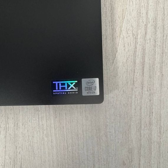 Ігровий ноутбук Razer Blade 15 RZ09-0367 / 15,6" (1920x1080) IPS / Intel Core i7-10875H (8 (16) ядер по 2,3 - 5,1 ГГц) / 16 ГБ DDR4 / 512 ГБ SSD NVMe / nVidia GeForce RTX 3080, 16 ГБ GDDR6, 256-біт / WebCam б/в | Зображення 2