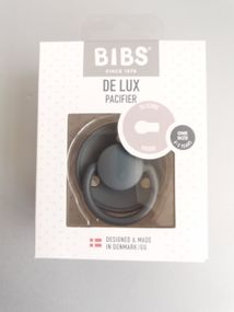 Соска пипка Bibs De Lux Silicone Iron 0-36 міс силіконова