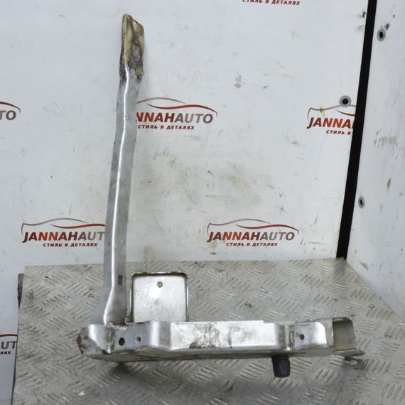 Кронштейн кріплення правої фари косої Volkswagen Transporter T4 1990-2003 Фольксваген т4 7D0422491 | Зображення 1