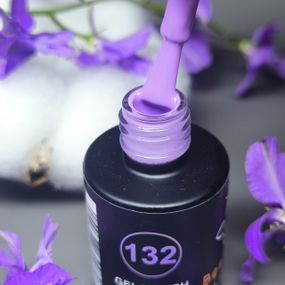 Гель-лак для ногтей Bee Nails 132 (глициневый) 8мл