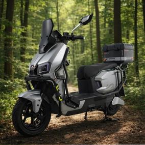 Електроскутер 2000W V-1 LFP 76.8 V 30 Ah LiFePO4, запас ходу 80 км, міський електроскутер із кофром Сірій