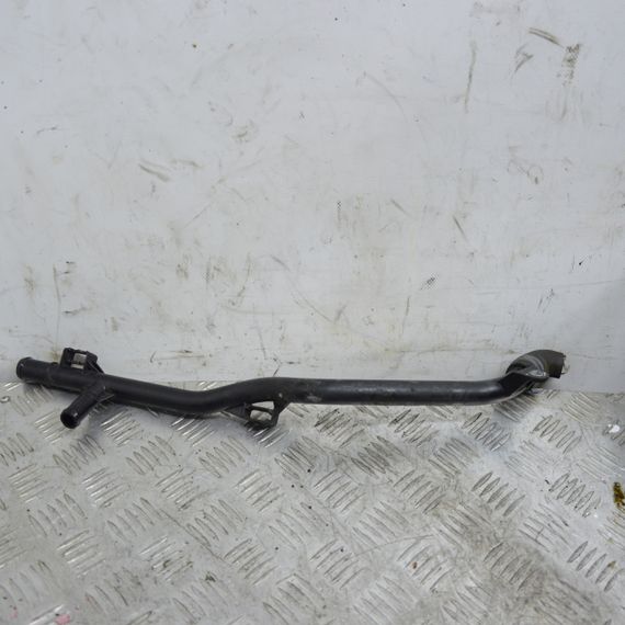 Патрубок системи охолодження 1.0 TSI Volkswagen Golf VII Провід шланг води Фольксваген Гольф 7 04C121070B