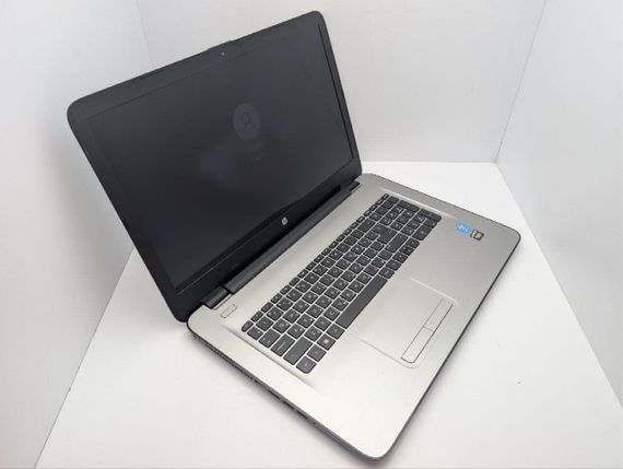 Ноутбук HP 17-x027ur / 17.3" (1600x900) TN / Intel Core i3-5005U (2 (4) ядра по 2.0 GHz) / 8 GB DDR3 / 240 GB SSD / AMD Radeon R5 M330, 2 GB GDDR3, 64-bit / WebCam / DVD-ROM б/в | Зображення 5
