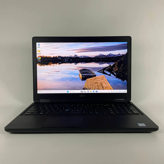 Ноутбук Dell Latitude 5580 / 15.6" (1366x768) TN / Intel Core i5-7200U (2 (4) ядра по 2.5 - 3.1 GHz) / 16 GB DDR4 / 256 GB SSD / Intel HD Graphics 520 / WebCam б/у + Подарок Беспроводная мышь / USB | Зображення 1