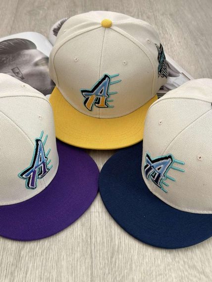 Кепка снепбек (Snapback) Authentic Бежевий з синім 56-61р (9056) | Зображення 9