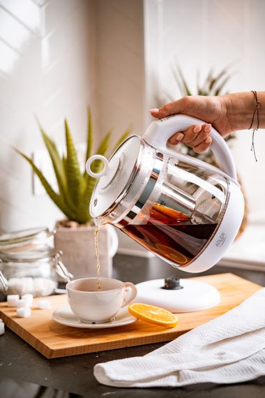 Електрочайник Adler AD 1299 білий, 1,5 л, 2200 Вт, з регулюванням температури та підсвіткою | Зображення 7