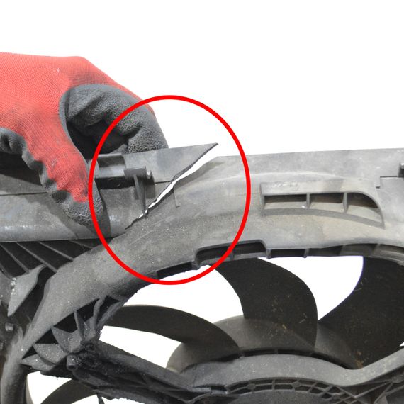 Вентилятор радіатора Fiat Ducato 2006-2014 Дифузор вентилятора радіатора Фіат Дукато 1358017080 | Зображення 1