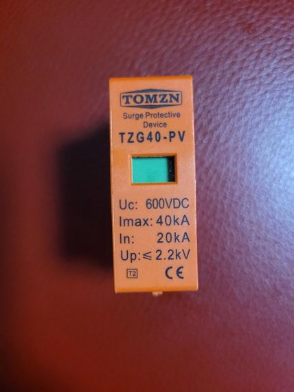 Змінний модуль ПЗІП DC 600V TOMZN від імпульсних перешкод на сонячні панелі