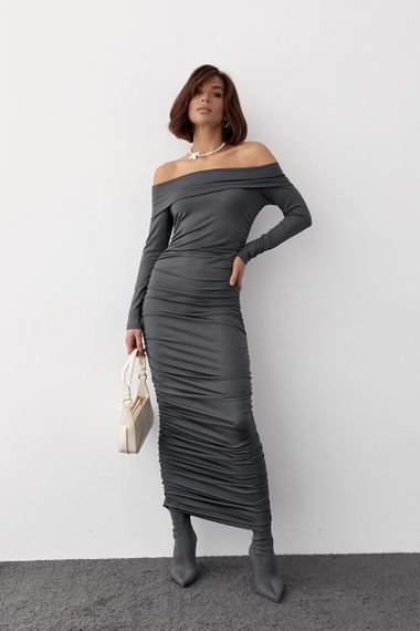 Силуэтное платье с драпировкой и открытыми плечами - темно-серый цвет, S (есть размеры) | Зображення 6