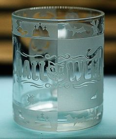 Скляна чашка 320 мл з гравіюванням Геловін Halloween  кружка з відьмою гарбузами та привидами  Тематичний подарунок