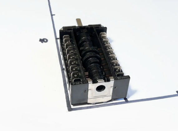 Перемикач восьмипозиційний ПМ 08000.025 EGO (Німеччина) | Зображення 3