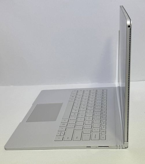 Ультрабук-трансформер Microsoft Surface Book 2 / 13.5" (3000x2000) IPS Touch / Intel Core i5-7300U (2 (4) ядра по 2.6 - 3.5 GHz) / 8 GB DDR3 / 256 GB SSD / Intel HD Graphics 620 / WebCam б/у | Зображення 5