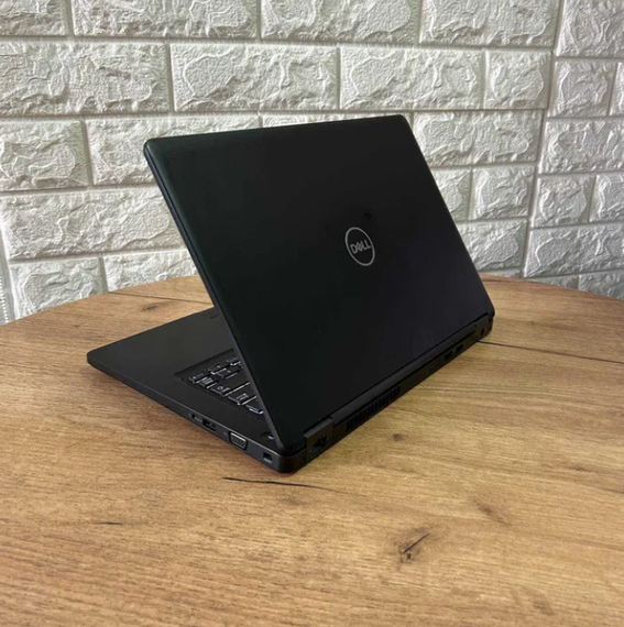 Ноутбук Dell Latitude 5495 14.0" FHD IPS Ryzen 5 2500U 8Gb SSD 480Gb Vega 8  Б/В | Зображення 5