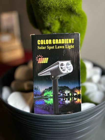 Садовий LED світильник на сонячній батареї Color Gradient Solar Spot Lawn Light | Зображення 2