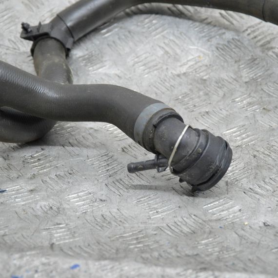 Патрубок системи охолодження 1.2 / 1.4 TSI Seat Leon Ateca 2012-2024 Шланг води Сеат 5Q0121049AD | Зображення 3