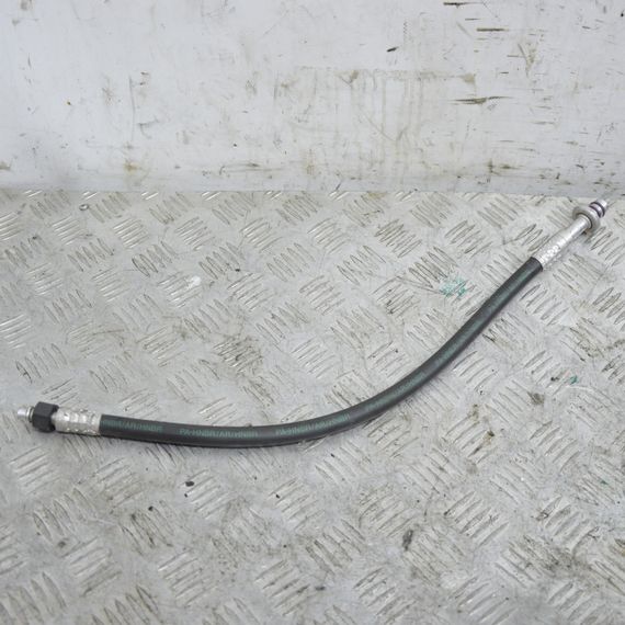 Трубка кондиціонера Volkswagen Transporter T4 1990-2003 Провід шланг кондиціонера Фольксваген т4 7D0820741