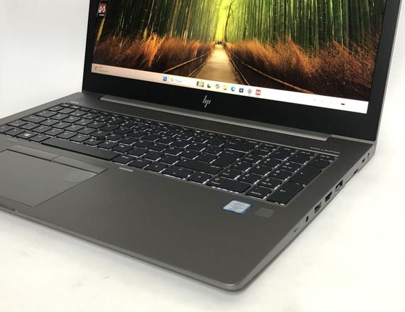 Мобільна робоча станція HP ZBook 15u G5 / 15.6" (1920x1080) IPS / Intel Core i7-8650U (4 (8) ядра по 1.9 - 4.2 GHz) / 16 GB DDR4 / 256 GB SSD / AMD Radeon Pro WX 3100, 2 GB DDR5, 128-bit / WebCam / Win 11 Pro б/в  + Подарунок Накопитель Kingston 64GB | Зображення 8