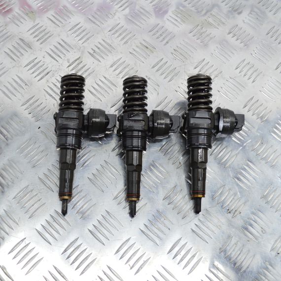 Насос форсунка Volkswagen 1.9 TDI (Фольксваген) BOSCH, 038130073AQ 0414720213 | Зображення 3