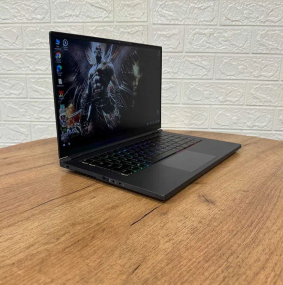 Ноутбук XPG Xenia 15 144Hz i7 9750H 16Gb SSD 512Gb RTX 2070 MaxQ Б/В | Зображення 1