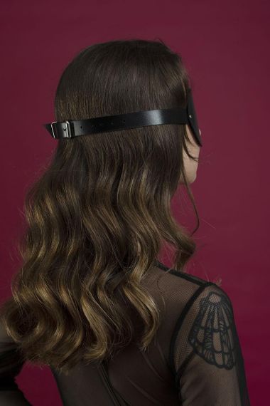 Маска на очі Feral Feelings - Blindfold Mask, натуральна шкіра, чорна sexstyle | Зображення 2