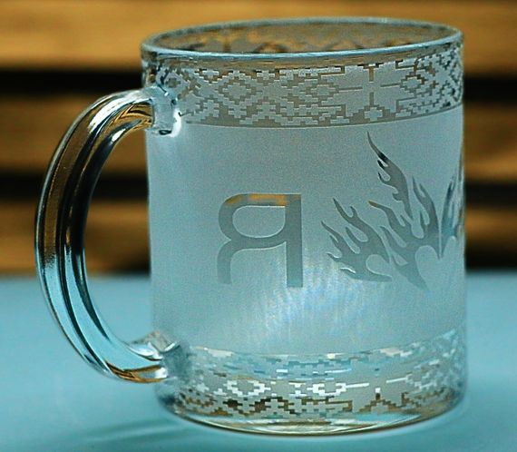 Парные чашки 320 мл с гравировкой Я люблю Украину набор стеклянных кружок для чая патриотический подарок | Зображення 4