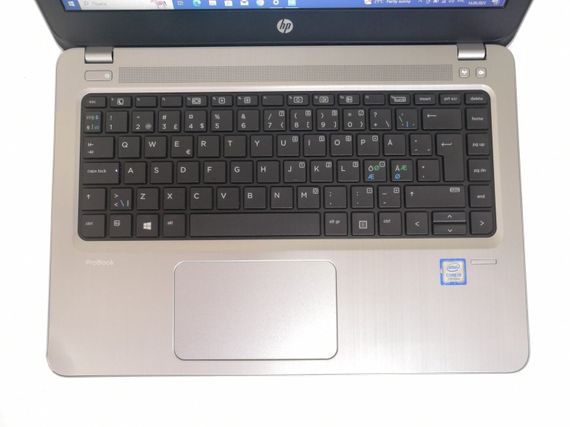 Ноутбук Б-клас HP ProBook 430 G4 / 13.3" (1366x768) TN / Intel Core i3-7100U (2 (4) ядра по 2.4 GHz) / 4 GB DDR4 / 240 GB SSD / Intel HD Graphics 620 / WebCam / HDMI / Windows 10 Pro б/в | Зображення 4