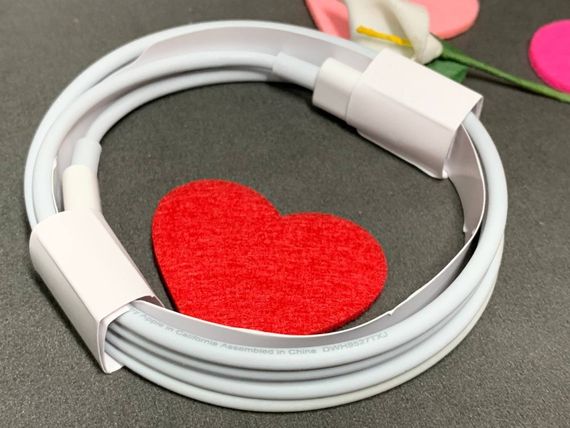Навушники AirPods Pro 2 з Full якістю на 2024 рік (з шумозаглушенням) білі | Зображення 6