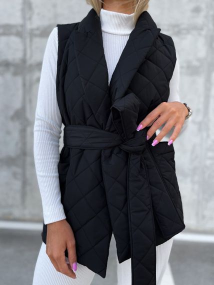 Женская стеганая жилетка с поясом NA1038 цвет черный, размер 42/44 | Зображення 1