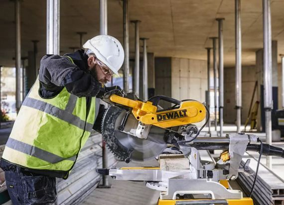 Пила настільна мережева DeWalt DWS780 | Зображення 3