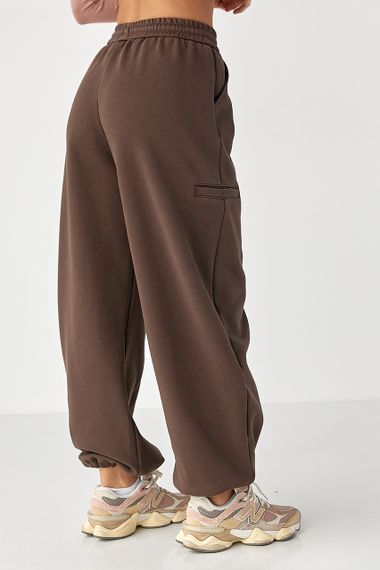 Однотонні теплі спортивні штани із затяжками внизу - коричневий цвет, XL (є розміри) | Зображення 1
