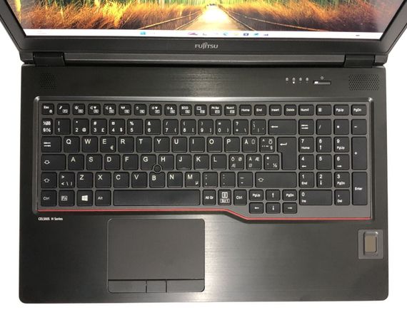 Мобильная рабочая станция Fujitsu Celsius H780 / 15.6" (1920x1080) IPS / Intel Core i7-8750H (6 (12) ядер по 2.2 - 4.1 GHz) / 32 GB DDR4 / 512 GB SSD / nVidia Quadro P2000, 4 GB GDDR5, 128-bit / WebCam / Win 10 Pro б/у + Подарок Флеш-накопитель 64GB | Зображення 7