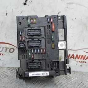 Блок запобіжників BSM B5 Peugeot 307 2001-2008 Блок запобіжників БСМ б5 Пежо 307 9650663880